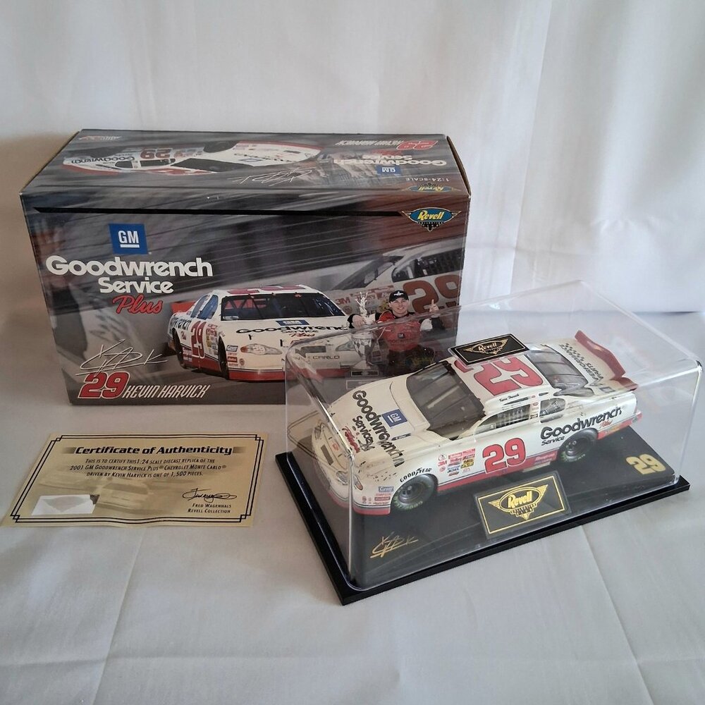 2001 GM Goodwrench Service Plus #29 Kevin Harvick 1:24 Scale Diecast Car